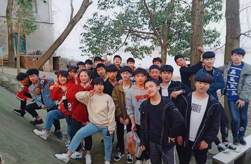 春游记|抓住春天的尾巴，春游烧烤走起~