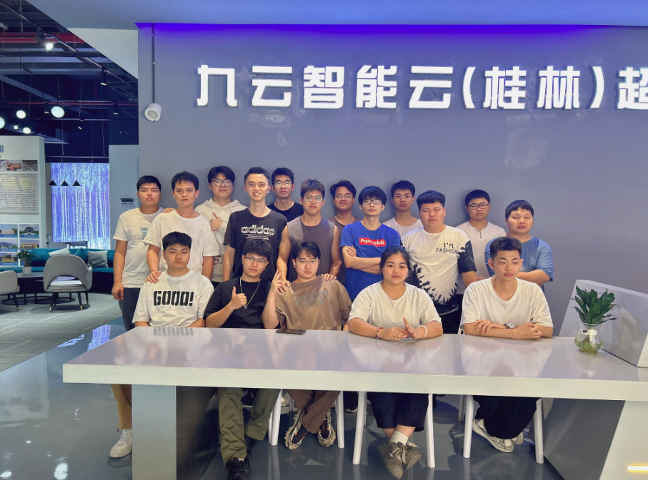 广西UI平面设计哪家培训机构好?九云教育桂林校区以实力赢得口碑