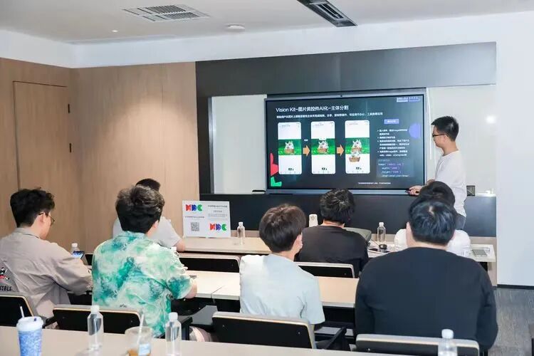 短视频剪辑真能赚钱吗?揭秘真实收入差距与入行指南 | 九云教育