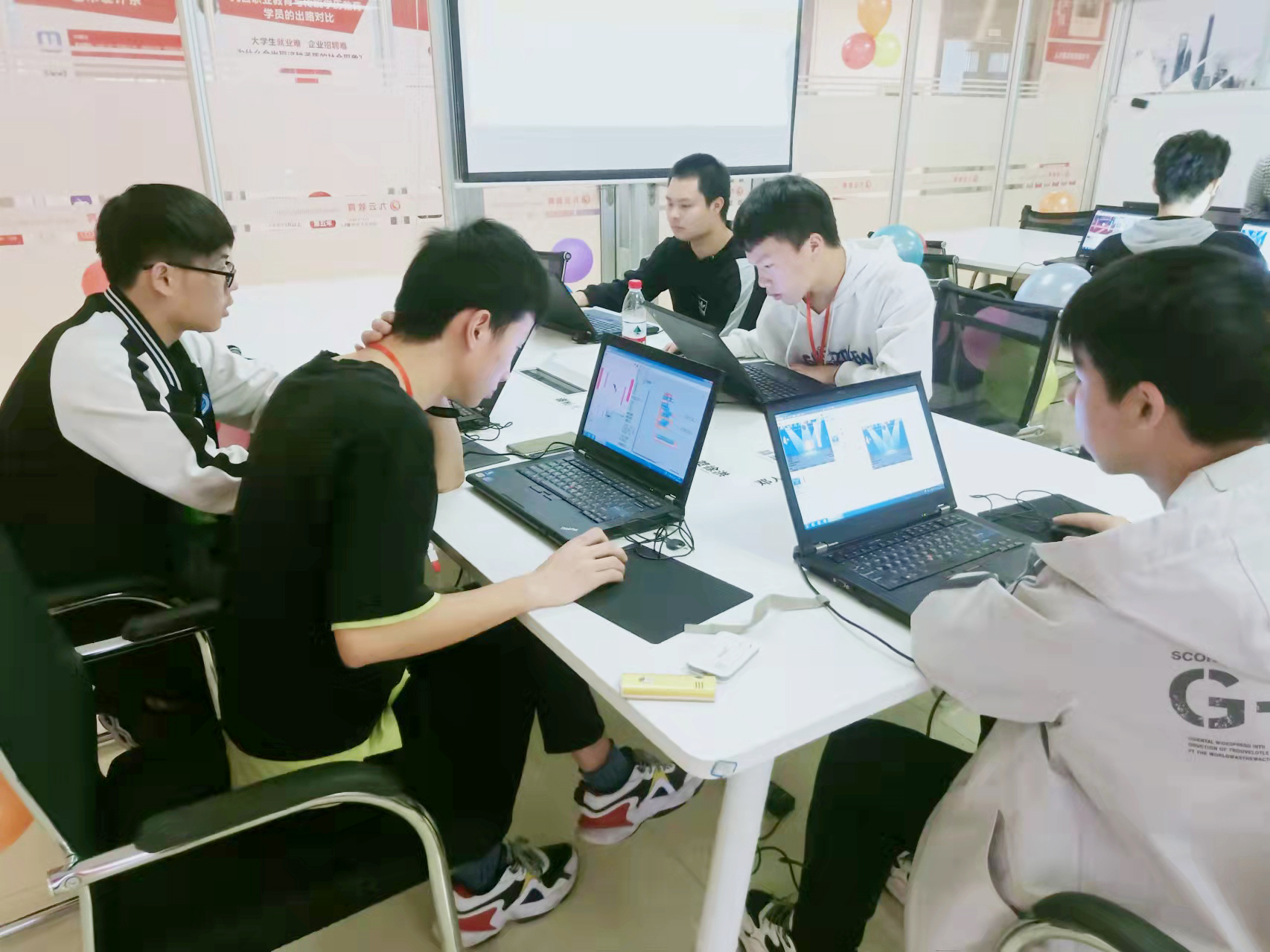 从运维到高薪DevOps,Python如何成为职场加速器?| 九云教育学员故事