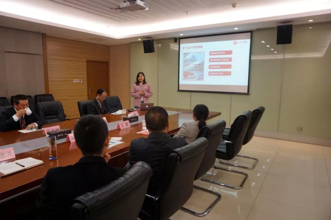 热烈欢迎林科大涉外学院领导来九云教育学校参观交流